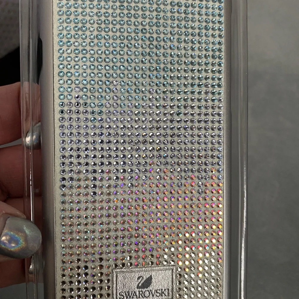 Swarovski iPhone 6 case. Brand new in box, never used.